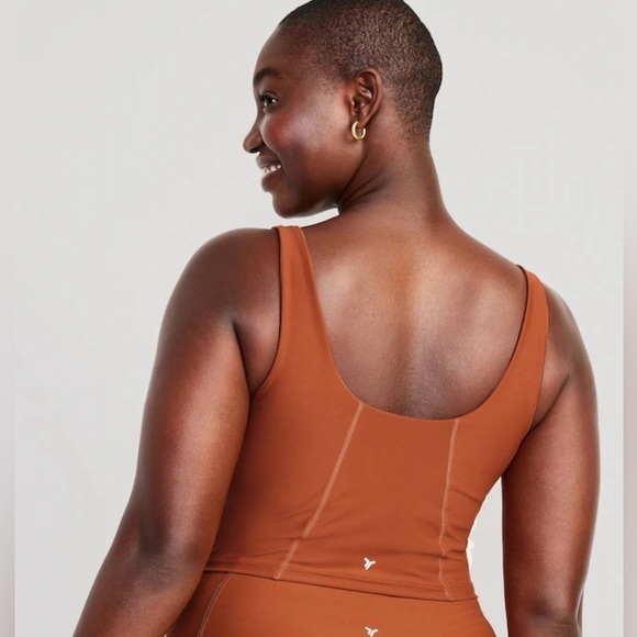 NWT! Old Navy Umbria Light Support PowerSoft Longline Sports Bra - 🤎 - Picture 5 of 9